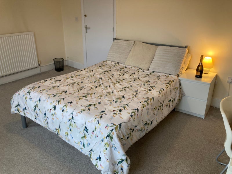 Room Norman Road in Greater London
