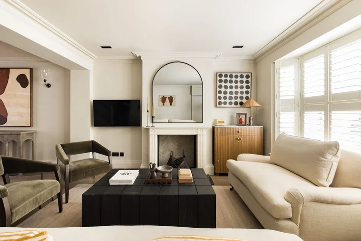 House Pembroke Place in Greater London