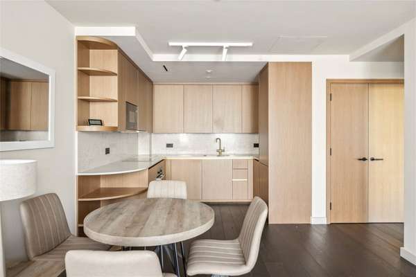 Flat Fareham Street in City of Westminster