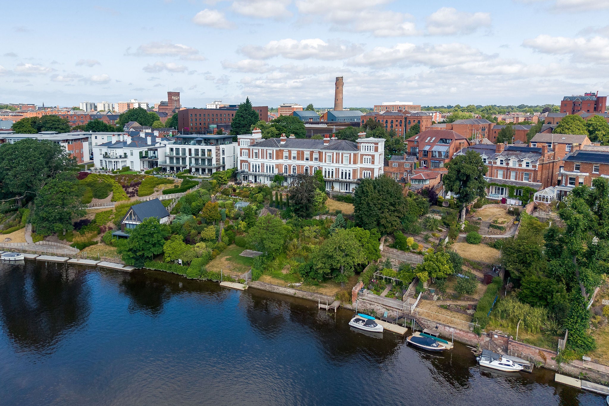 Flat Boughton in Chester