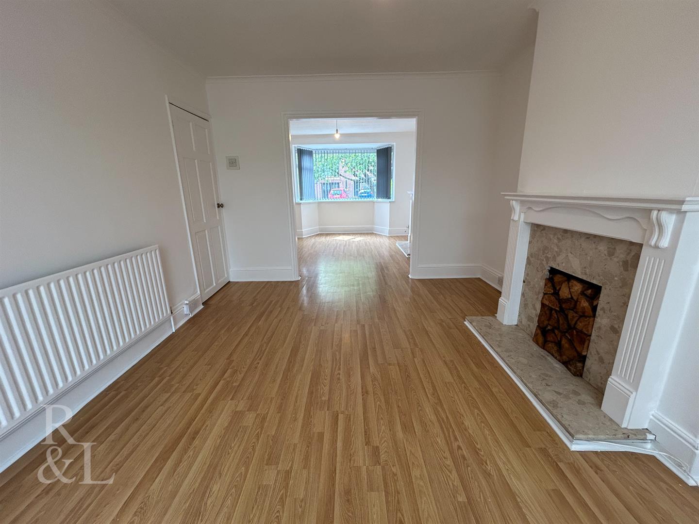 House Springhill Grove in Wolverhampton