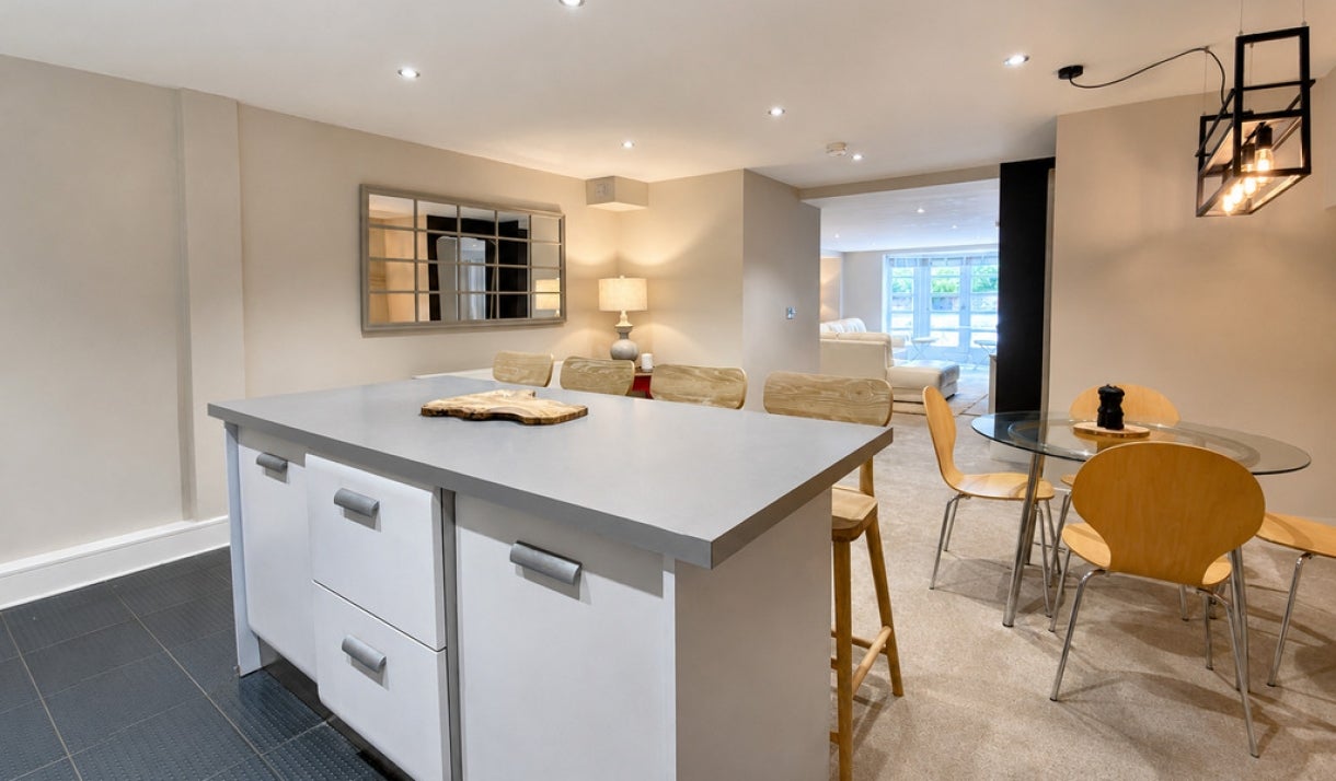 Flat The Mount in York
