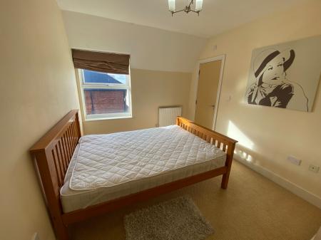 Flat Bath Road in Swindon