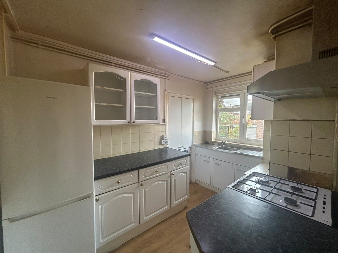 Flat Cranleigh Gardens in Greater London