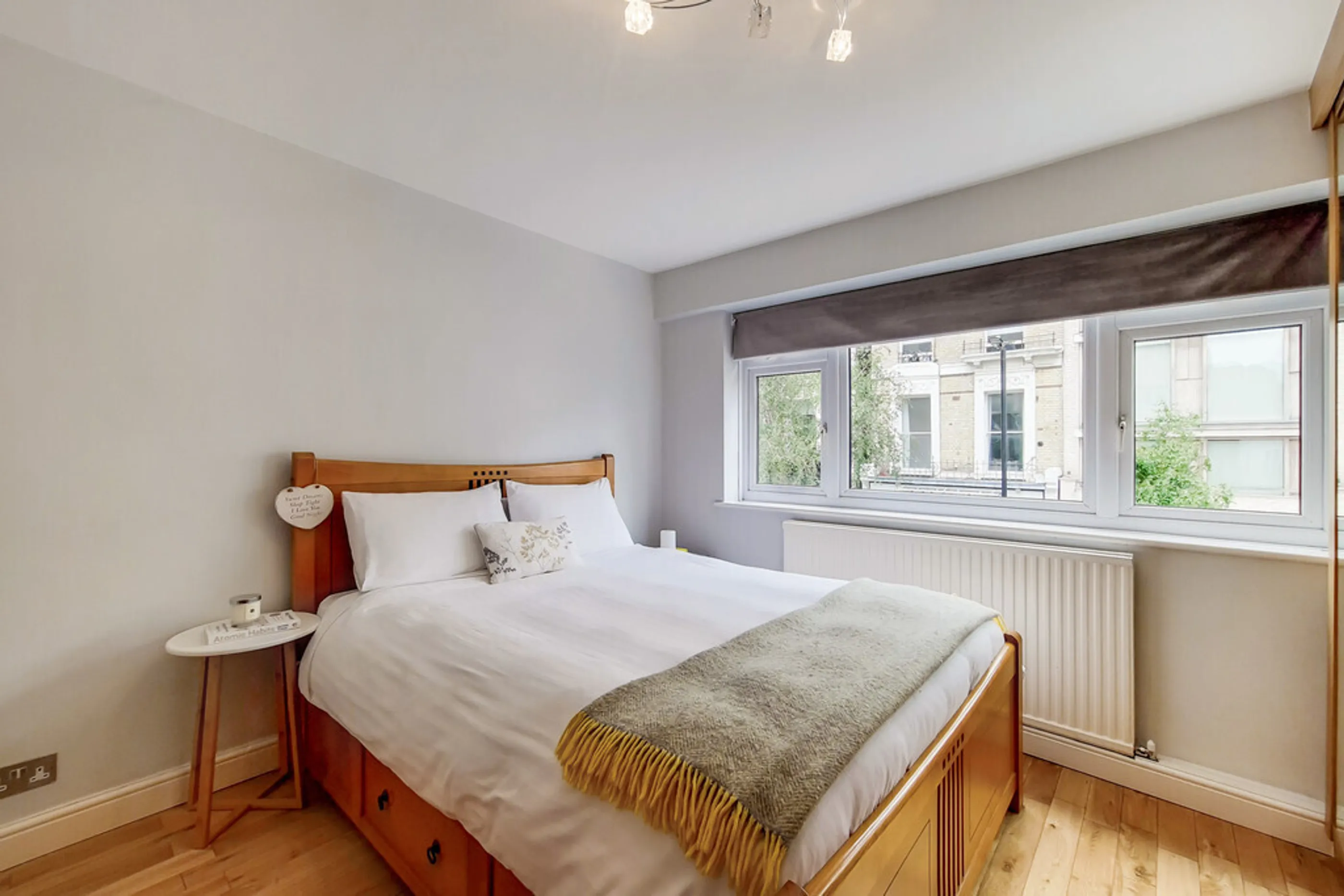 Flat Garway Road in City of Westminster