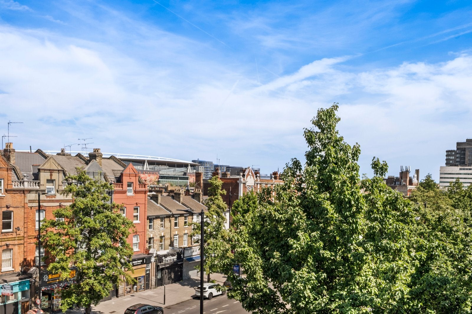 Flat Holloway Road in Greater London