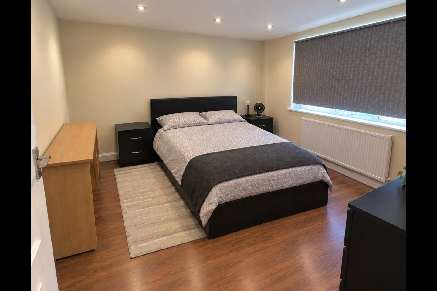 Flat Keel Drive in Slough