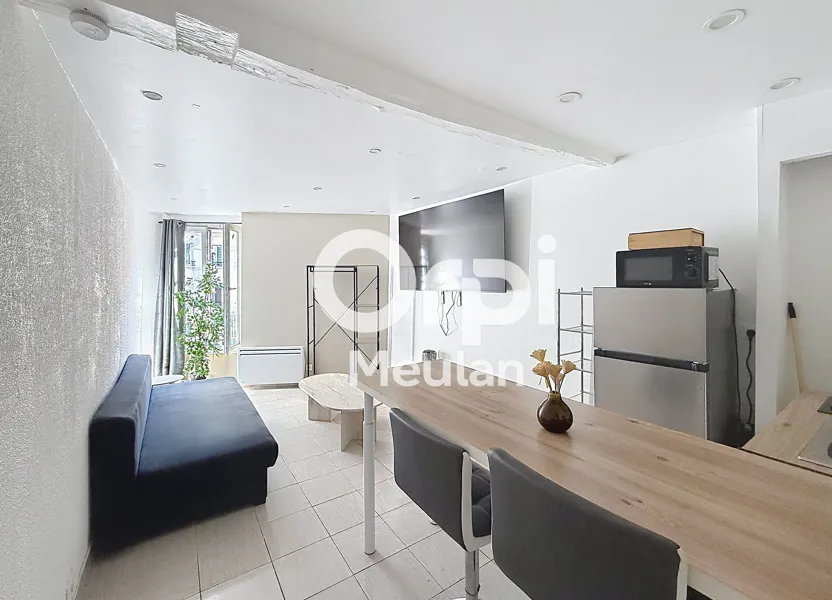 Flat Rue de Beauvais in Meulan-en-Yvelines