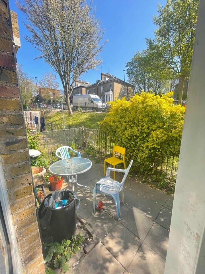 Flat Highbury Hill in Greater London