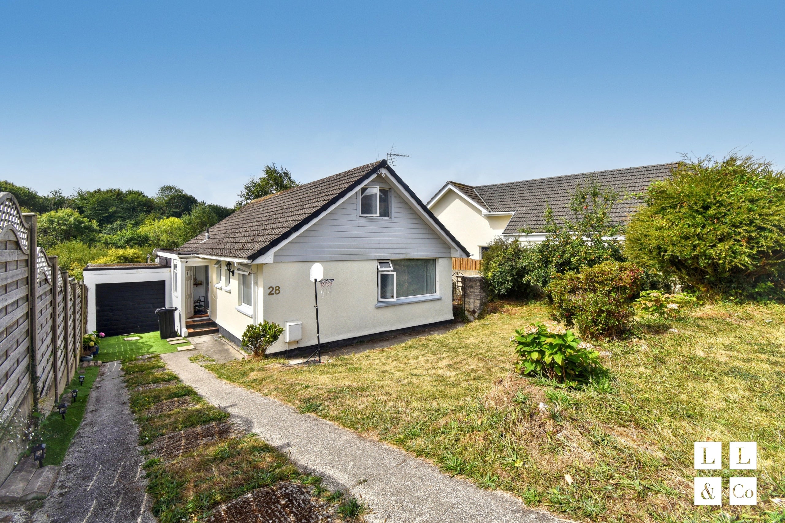 House Venton Road in Falmouth