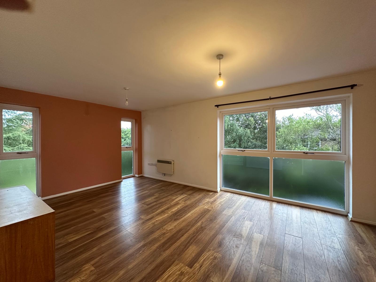Flat Southcote Road in Reading