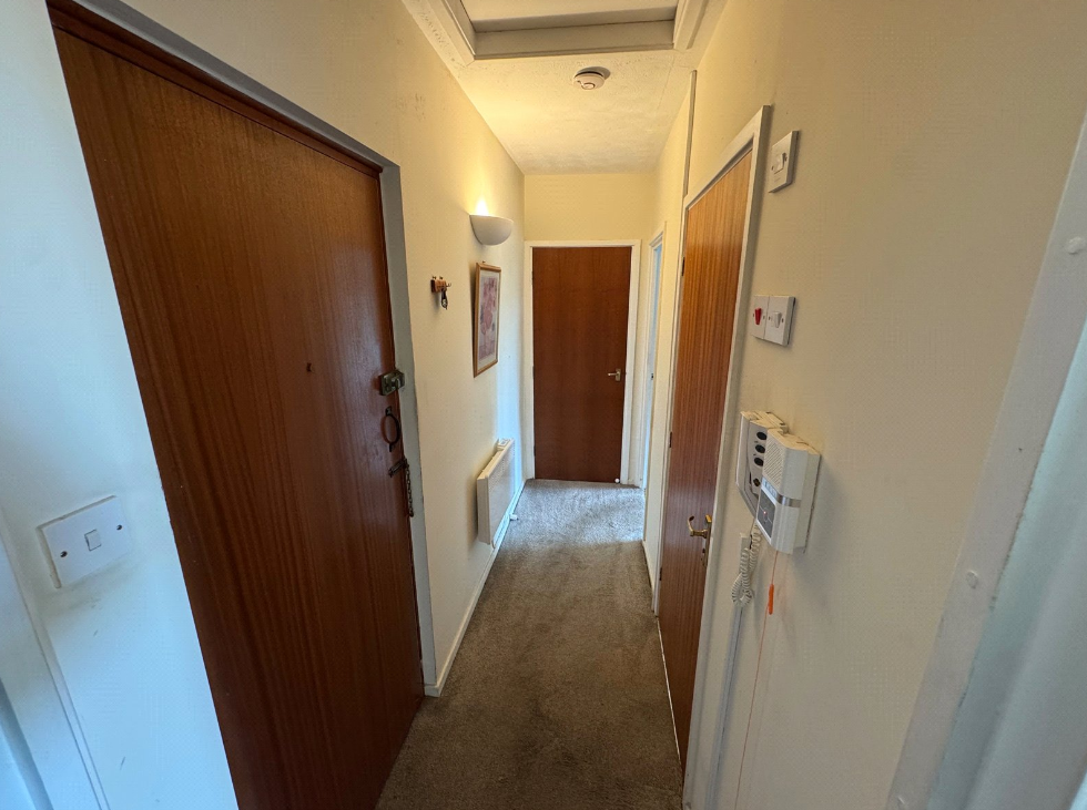 Flat Nicholas Road in Crosby