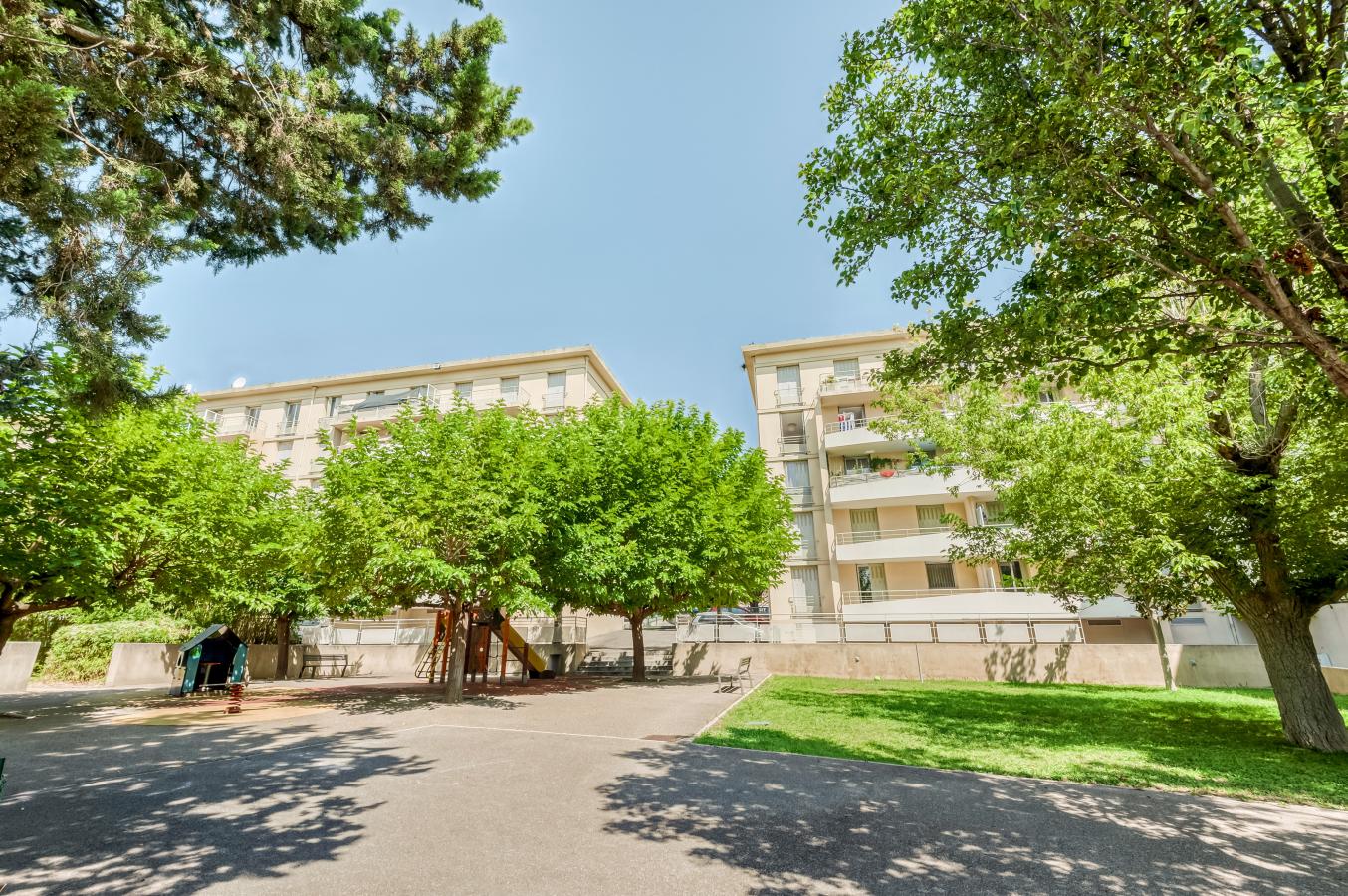 Flat Avenue Winston Churchill in Aix-en-Provence