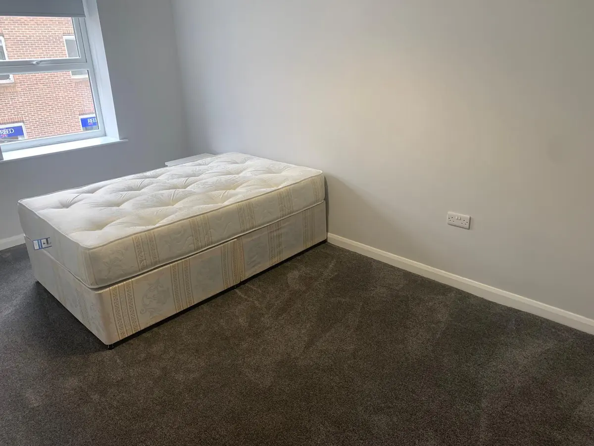 Flat Saville Row in Newcastle upon Tyne
