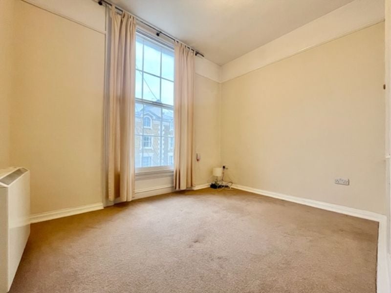 Flat Mornington Terrace in Greater London