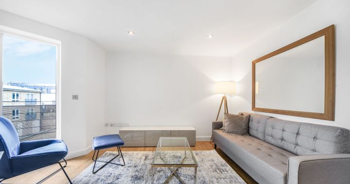 Flat Festubert Place in Greater London