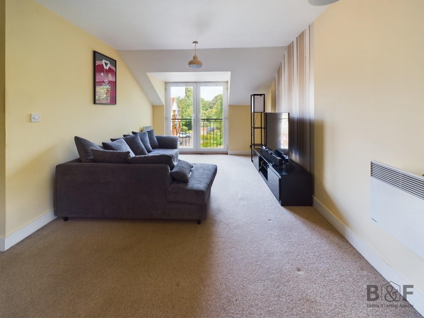 Flat Hollybrook Park in Bristol