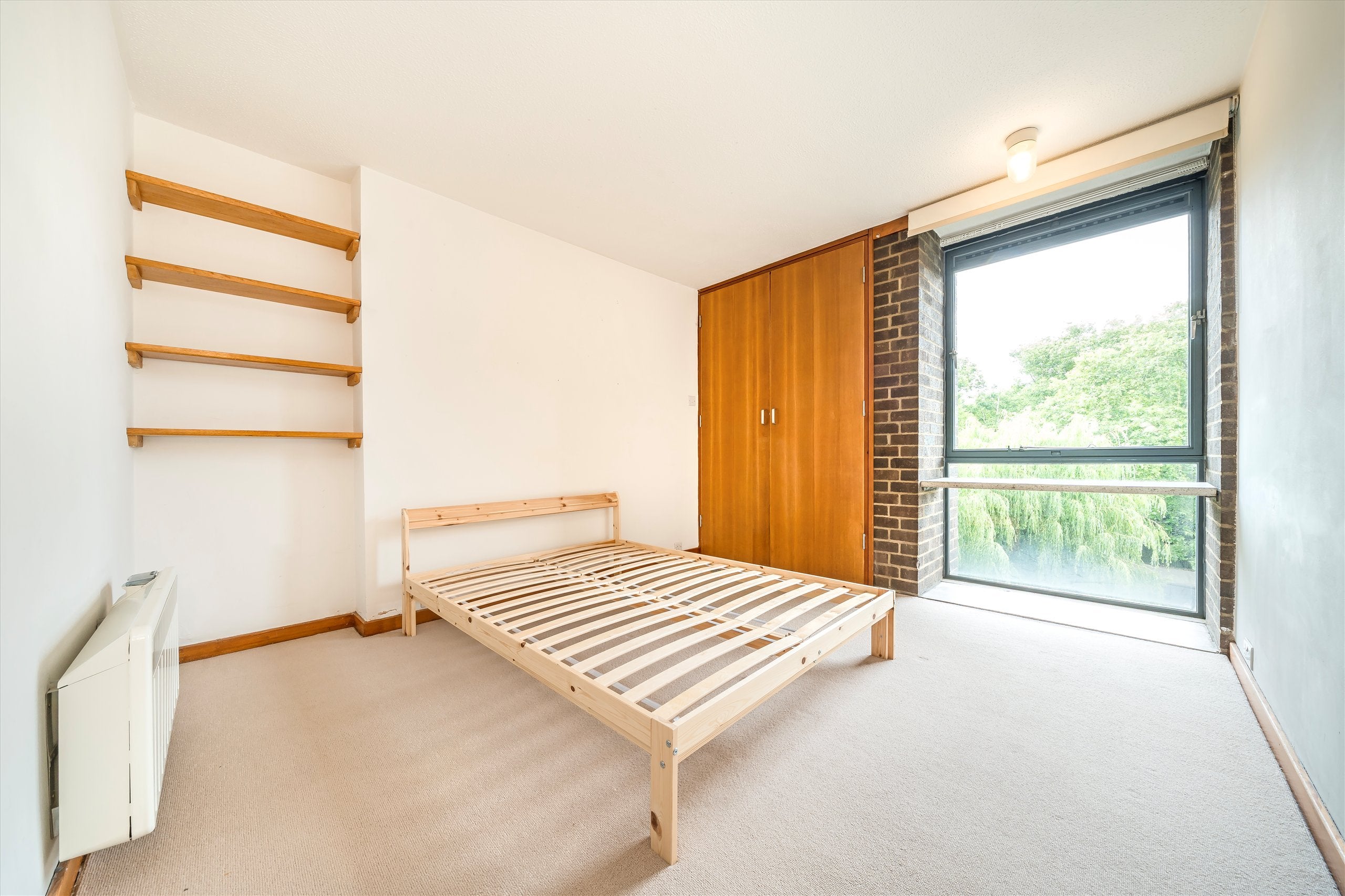 Flat Lansdowne Walk in Greater London
