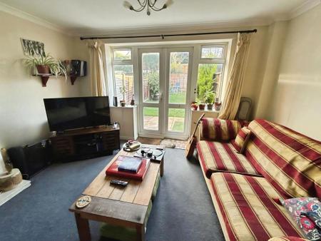 House Trafalgar Close in Telford