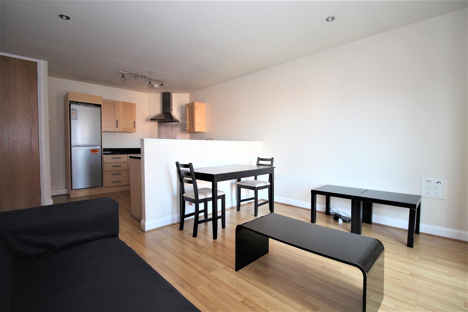Flat Sanvey Gate in Leicester