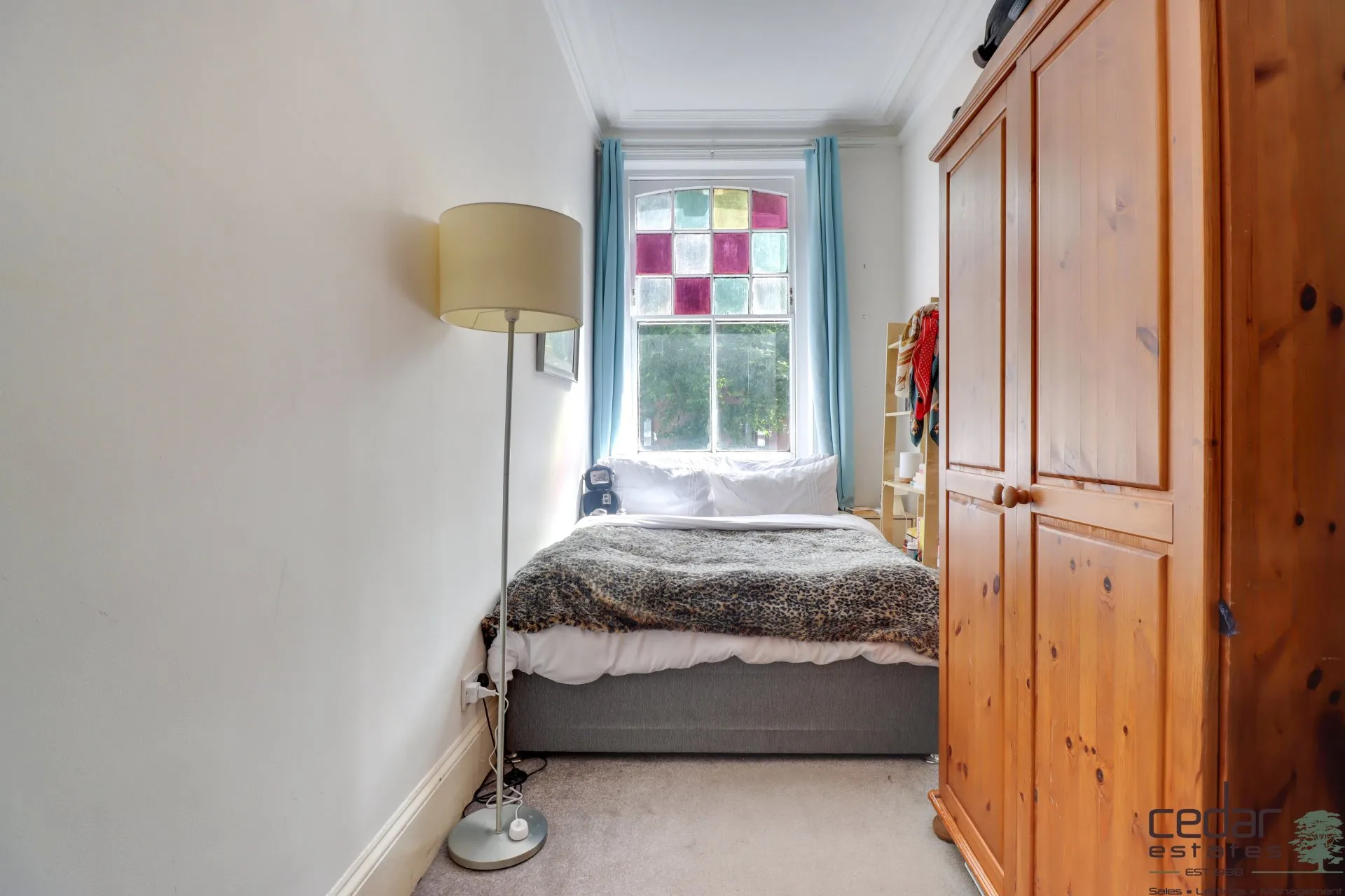 House Mazenod Avenue in Greater London