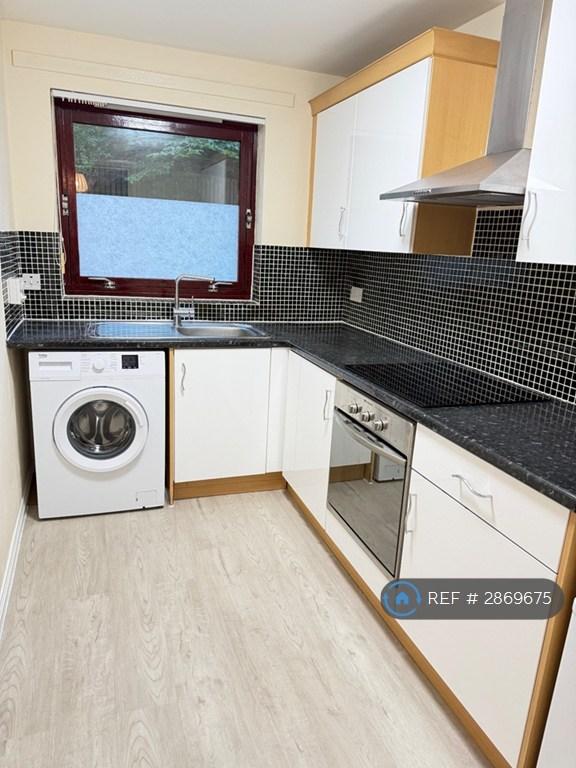 Flat Leyden Court in Glasgow