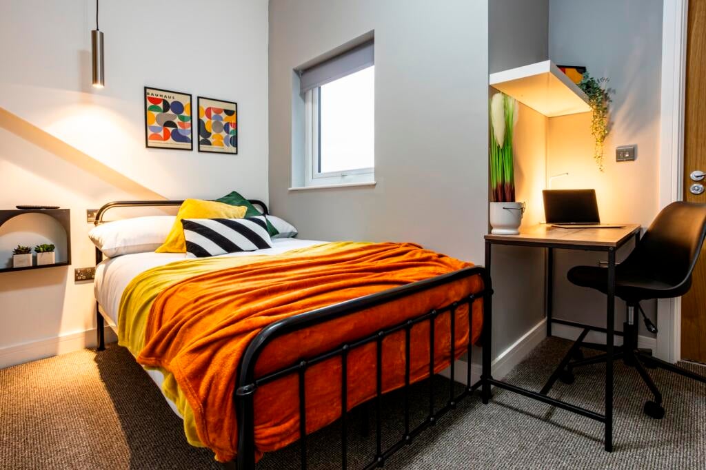 Room Wellington Street in Erewash