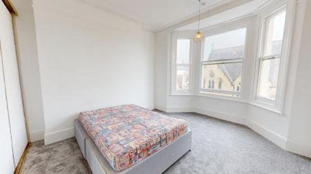 Flat Holland Road in Hove