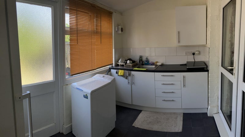 Room Heming Road in Greater London