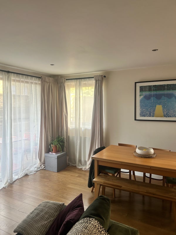Room Trevithick Way in Greater London