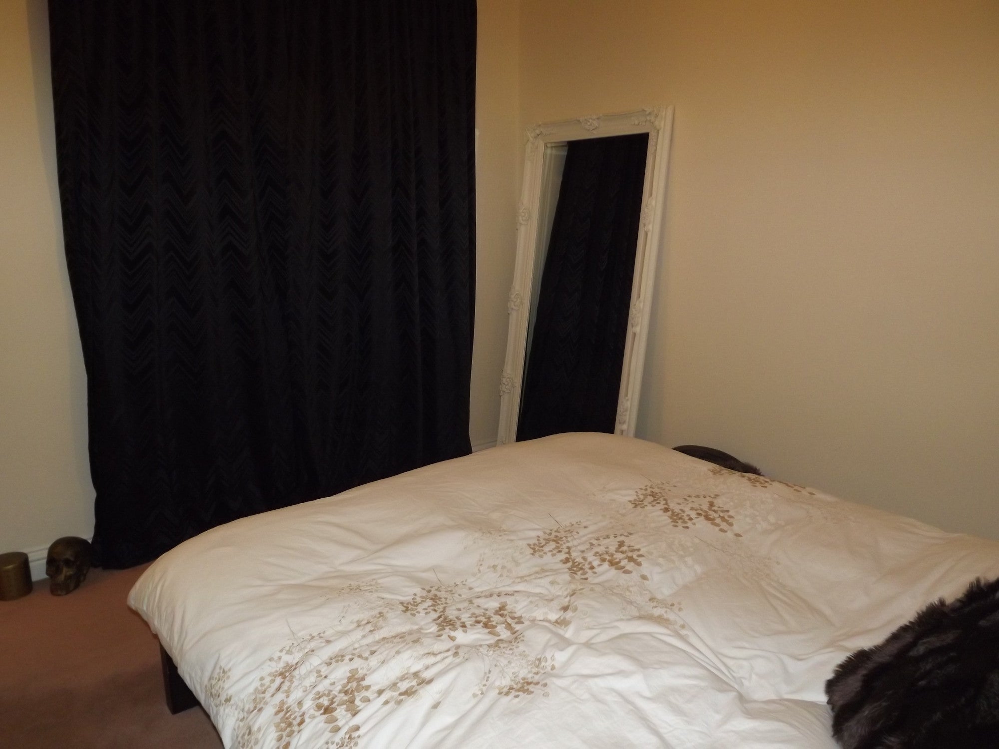 Flat Russell Hill in London