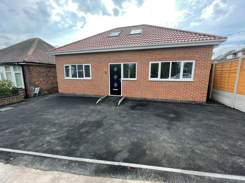 House Broadway East in Gedling