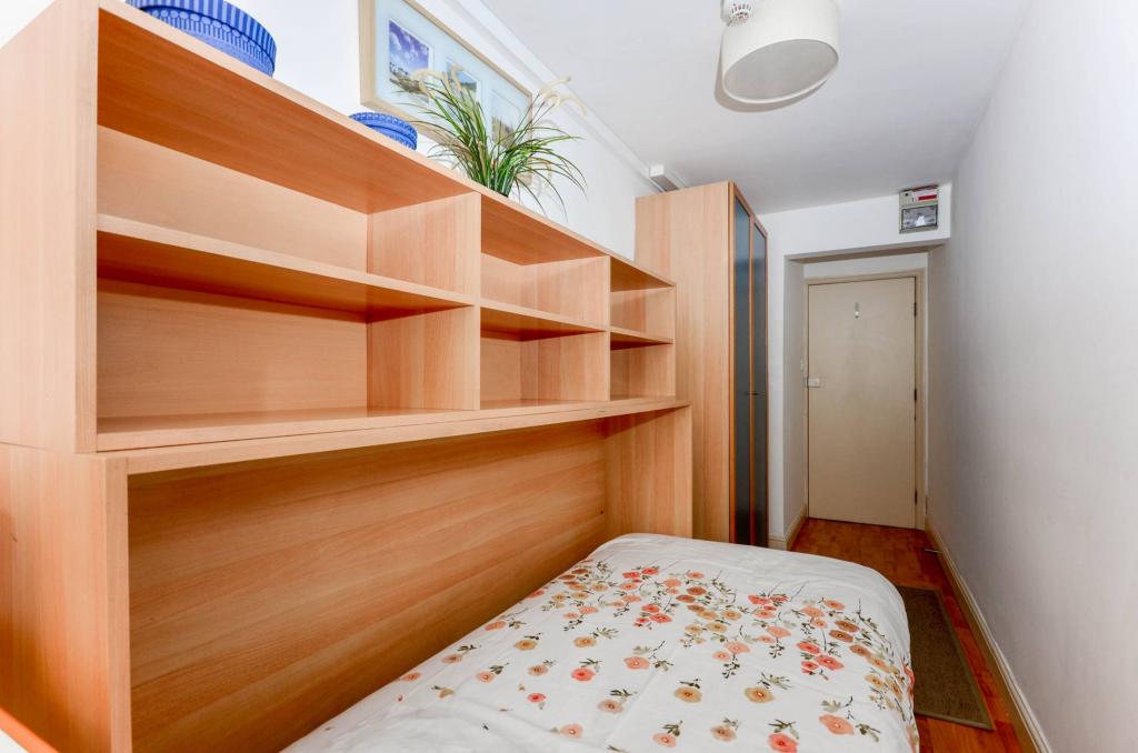 Room Cromwell Road in Greater London