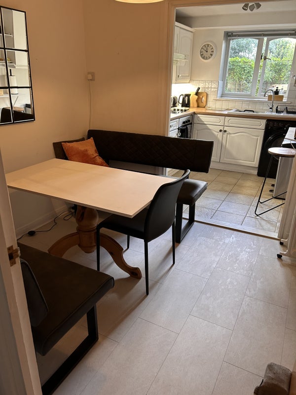 Room Rothesay Avenue in Greater London