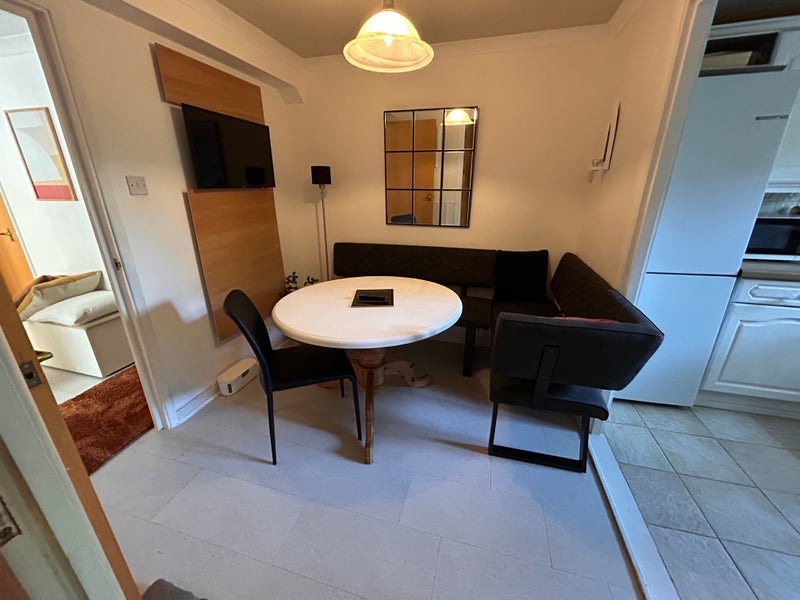 Room Rothesay Avenue in Greater London