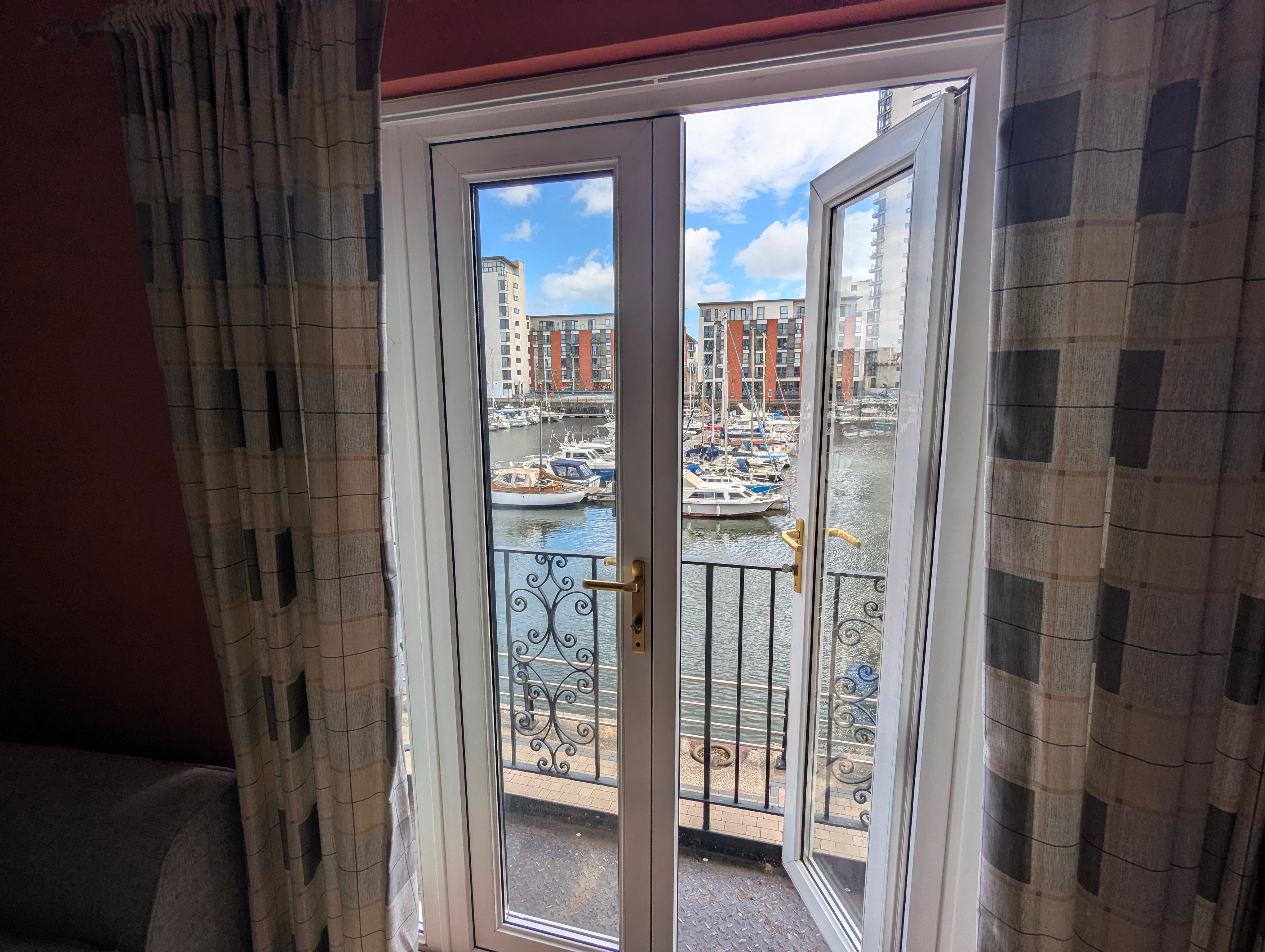 Flat Marine Way in Swansea