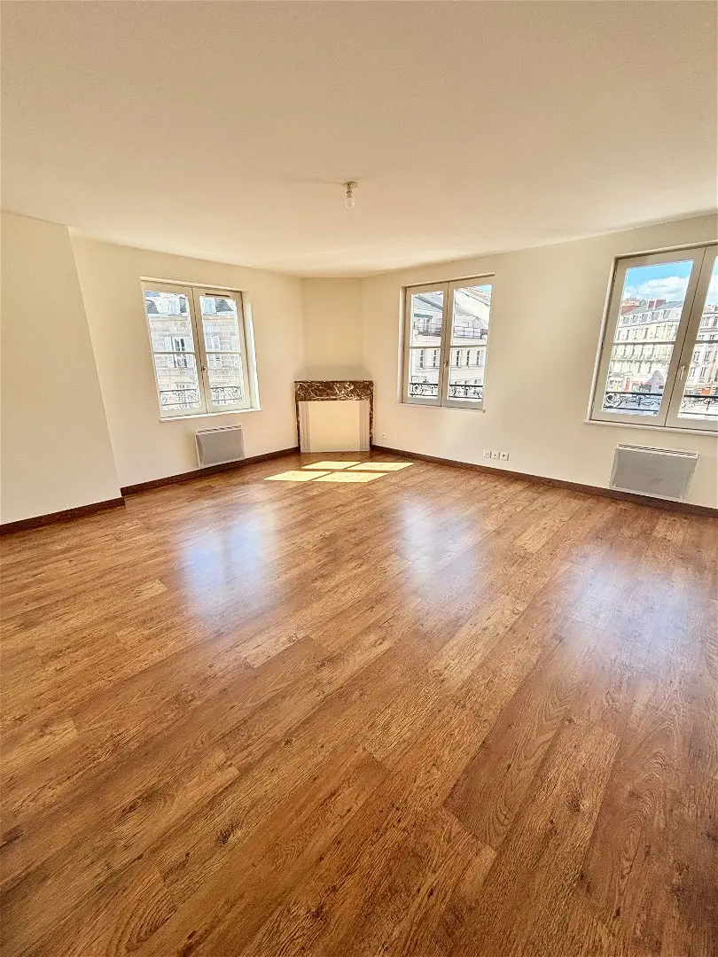 Flat Rue de la Loi in Limoges