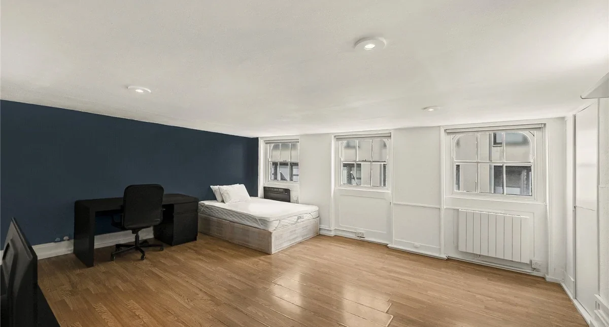 Flat Duke Street in City of Westminster