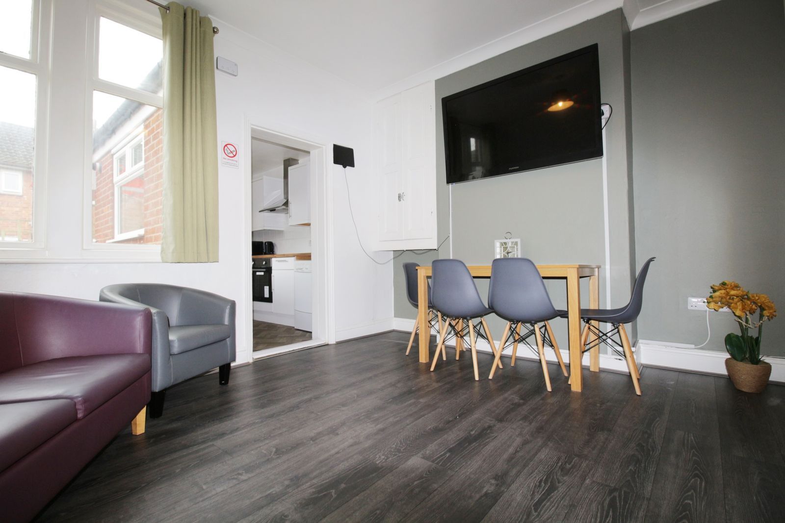 Room Foster Street in Lincoln