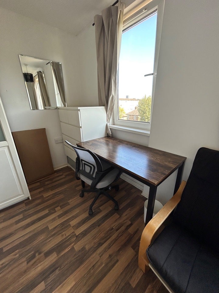 Room Stebondale Street in Greater London