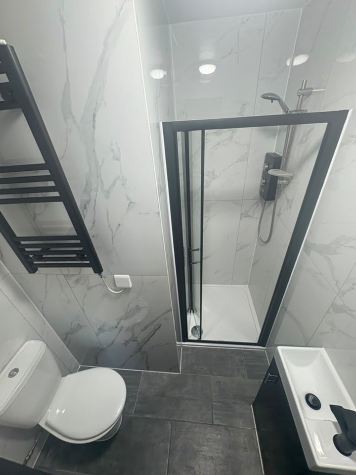 Flat Cotterill Road in Greater London