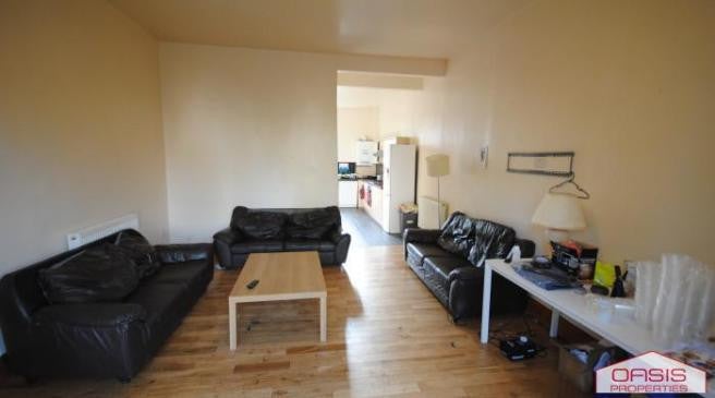 Flat Kensington Terrace in Leeds