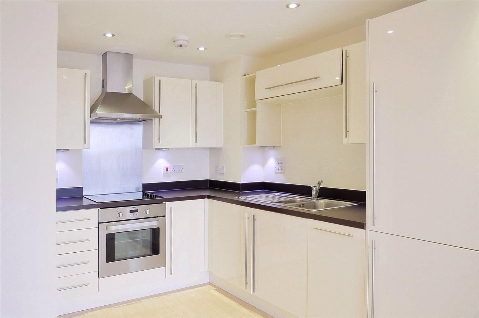 Flat John Rennie Road in Chichester
