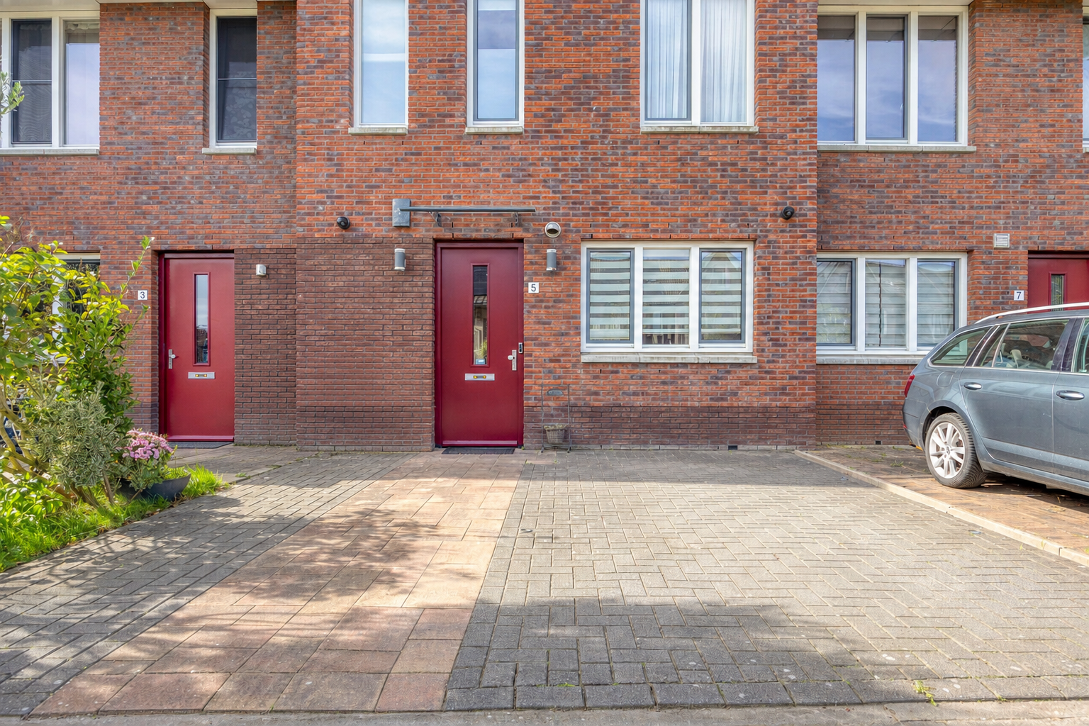 Tussenwoning te koop: Noweetuinen 5, Delft