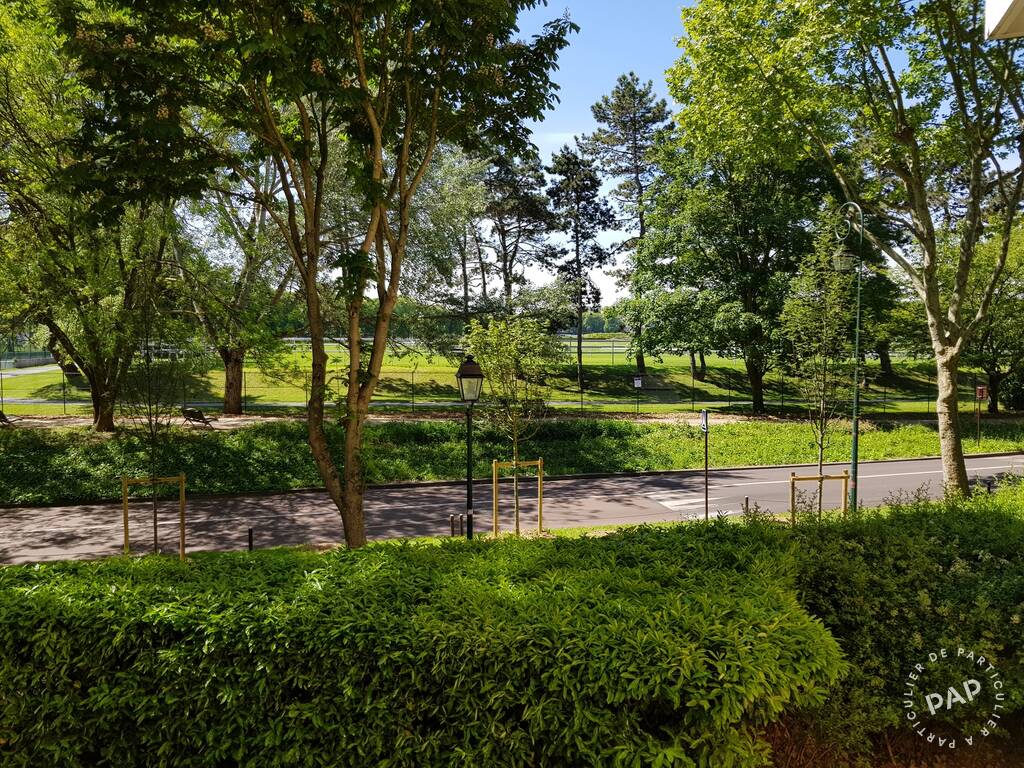 Flat Rue des Suisses in Garches