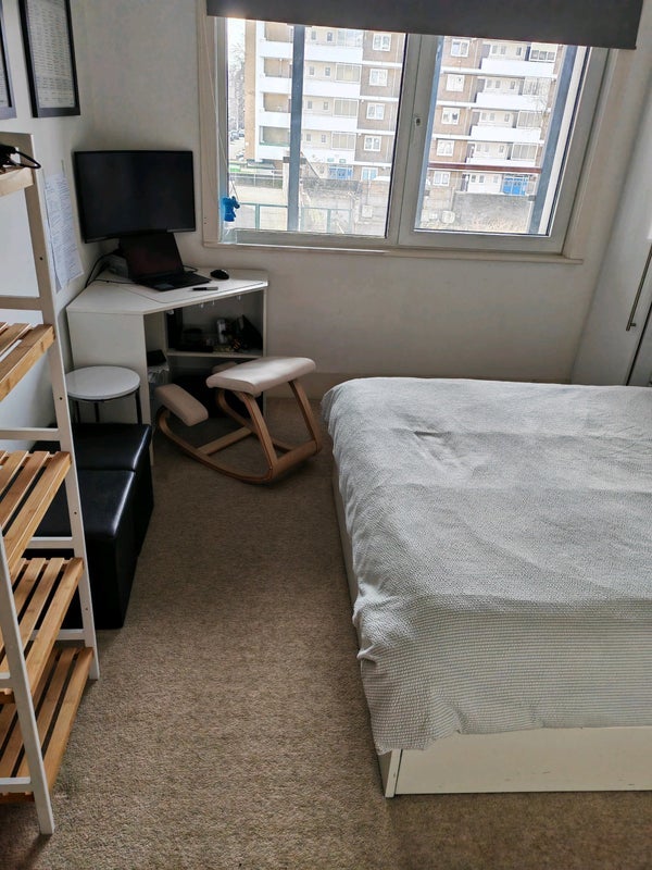Room Thorparch Road in Greater London