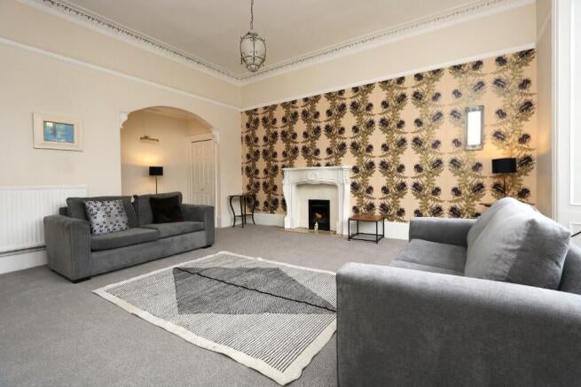 Flat Hyndland Road in Glasgow