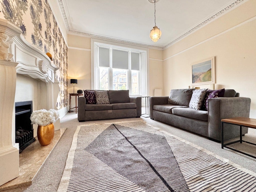 Flat Hyndland Road in Glasgow