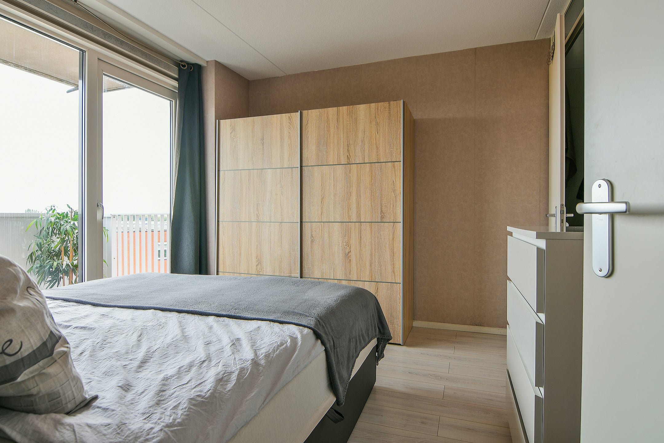 Appartement te koop: Hoofdweg 854S, Hoofddorp