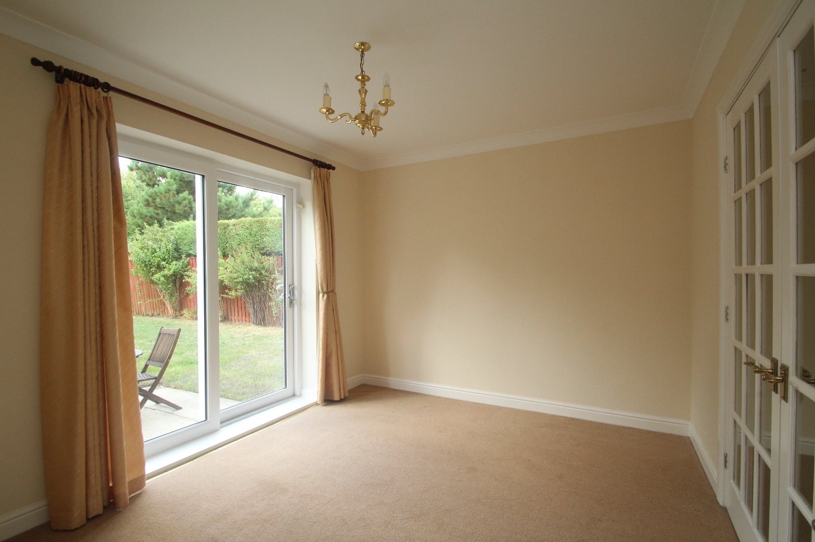 House Azerley Grove in Harrogate